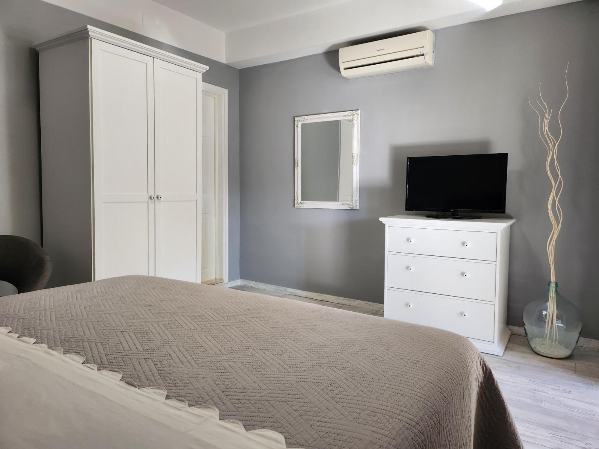 Apartmani Dijana พอดโกรา ภายนอก รูปภาพ